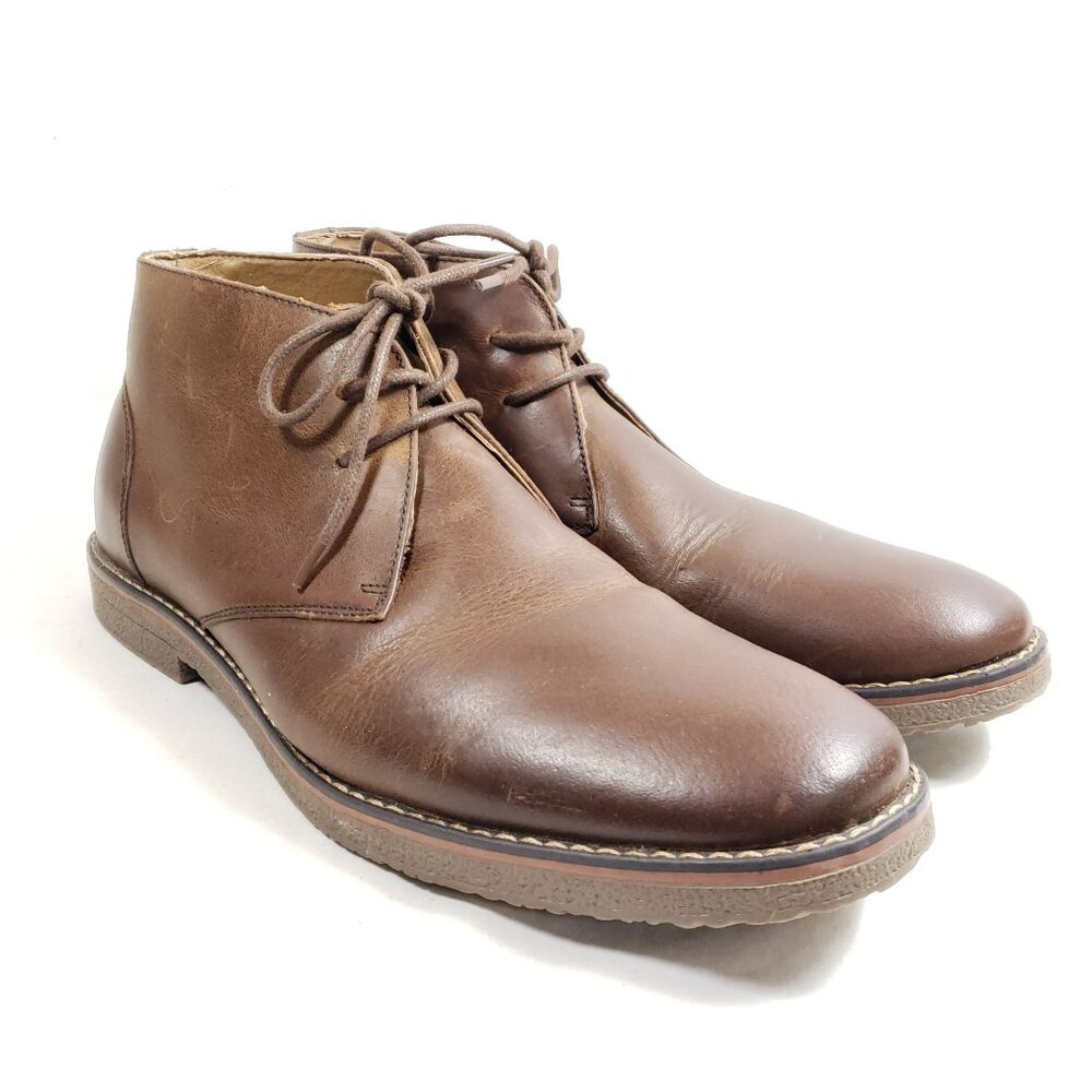 St. Johns Bay Mens Size 11 Brown Leather Chukka Boots